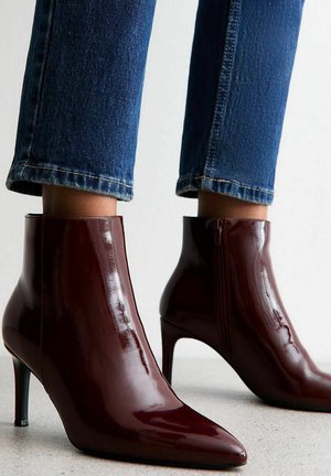 POINT TOE  - Stivaletti - burgundy