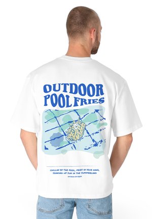Spitzbub OUTDOOR POOL FRIES - T-shirt print - weiß