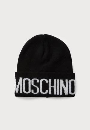 Bonnet en tricot noir avec un logo "MOSCHINO" blanc, doté d'un revers et d'une texture lisse. Conception classique unisexe.