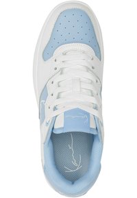 Karl Kani LOW V - Športni copati - white/lightblue