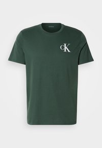 LEFT CHEST LOGO TEE - Lihtne T-särk - sycamore