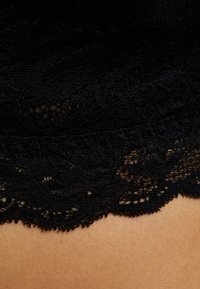 Cosabella NEVER SAY NEVER PLUS SWEETIE BRALETTE - Steznik - black