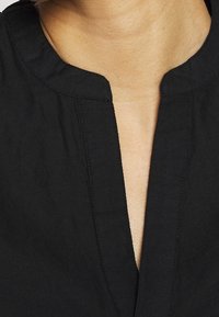 Saint Tropez Vapaa-ajan mekko - black