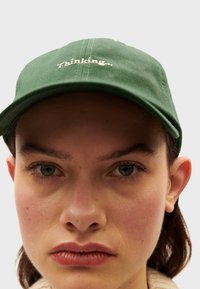 Thinking Mu CHRIS UNISEX - Kapa - pine green