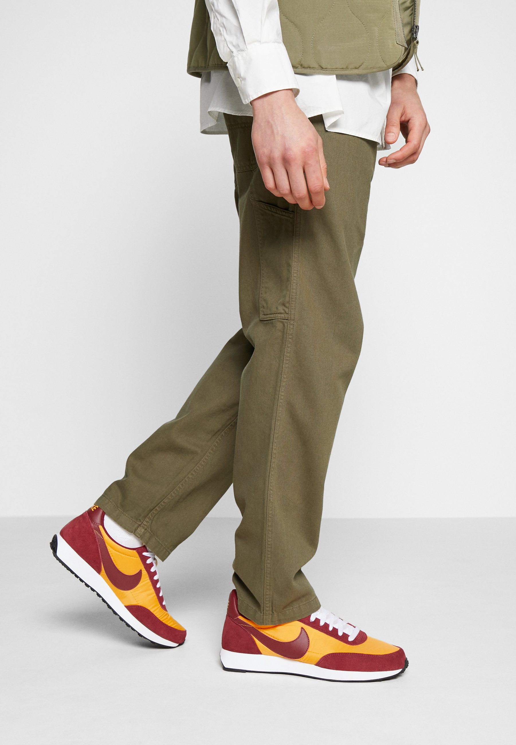 Nike Sportswear Air Tailwind 79 Sneaker Low University Gold Team Red White Black Team Orange Bordeaux Zalando De