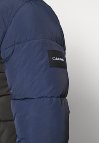 Calvin Klein PUFFER JACKET - Giacca invernale - navy