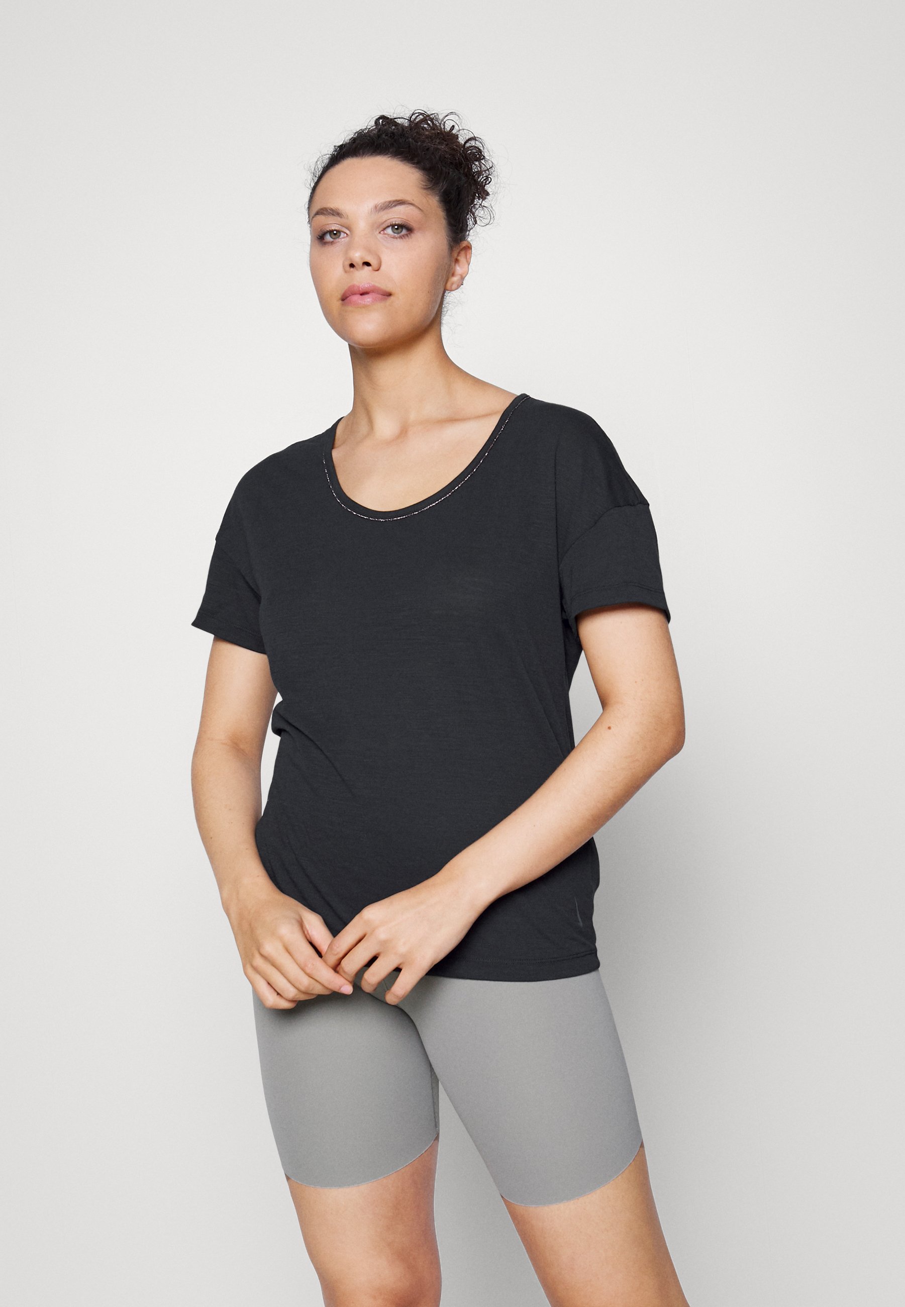 Ofertas en Camisetas de mujer | Zalando