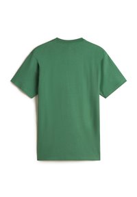 Camiseta de algodón verde con mangas cortas, cuello redondo, textura suave y una parte trasera lisa sin ningún patrón ni acentos.