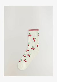 Unselected, cream cherries