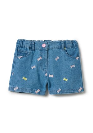 Blå cowboyshorts til småbørn med elastik i taljen, lyserød knap, forlommer og små farverige sløjfmønstre spredt ud over stoffet.
