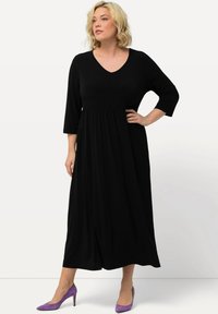 Ulla Popken EMPIRE CLASSIC czarny