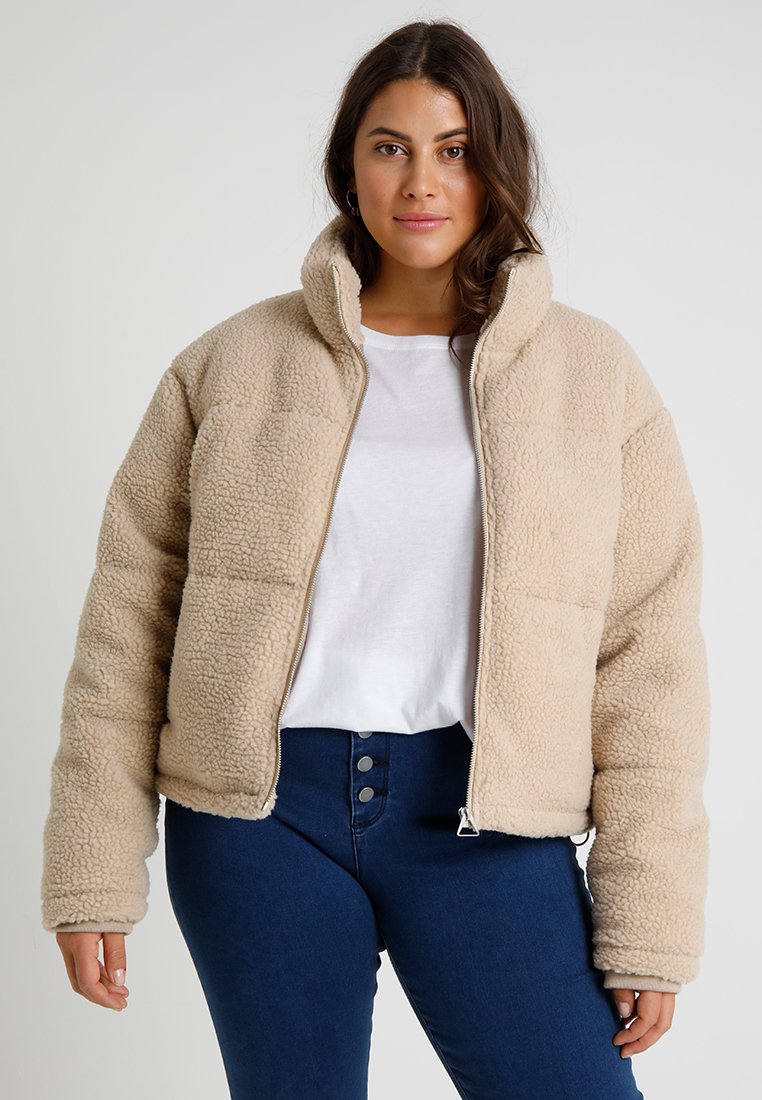 Urban Classics - LADIES BOXY SHERPA PUFFER JACKET - Giacca invernale - darksand, Ingrandire