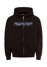 Schwarzer Reißverschluss-Hoodie aus weichem Stoff, mit einem auffälligen "PEGA-DOR"-Textgrafik auf der Brust und zwei Fronttaschen.