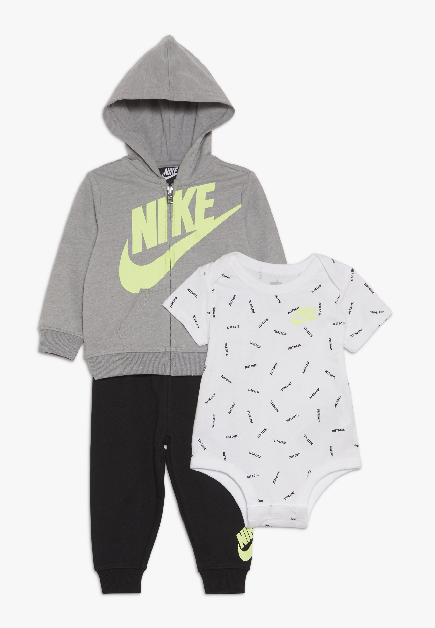 nike set newborn