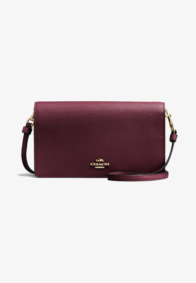 Clutches - oxblood