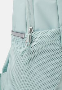 The North Face COURT JESTER UNISEX - Hátizsák - muted pine/mauve
