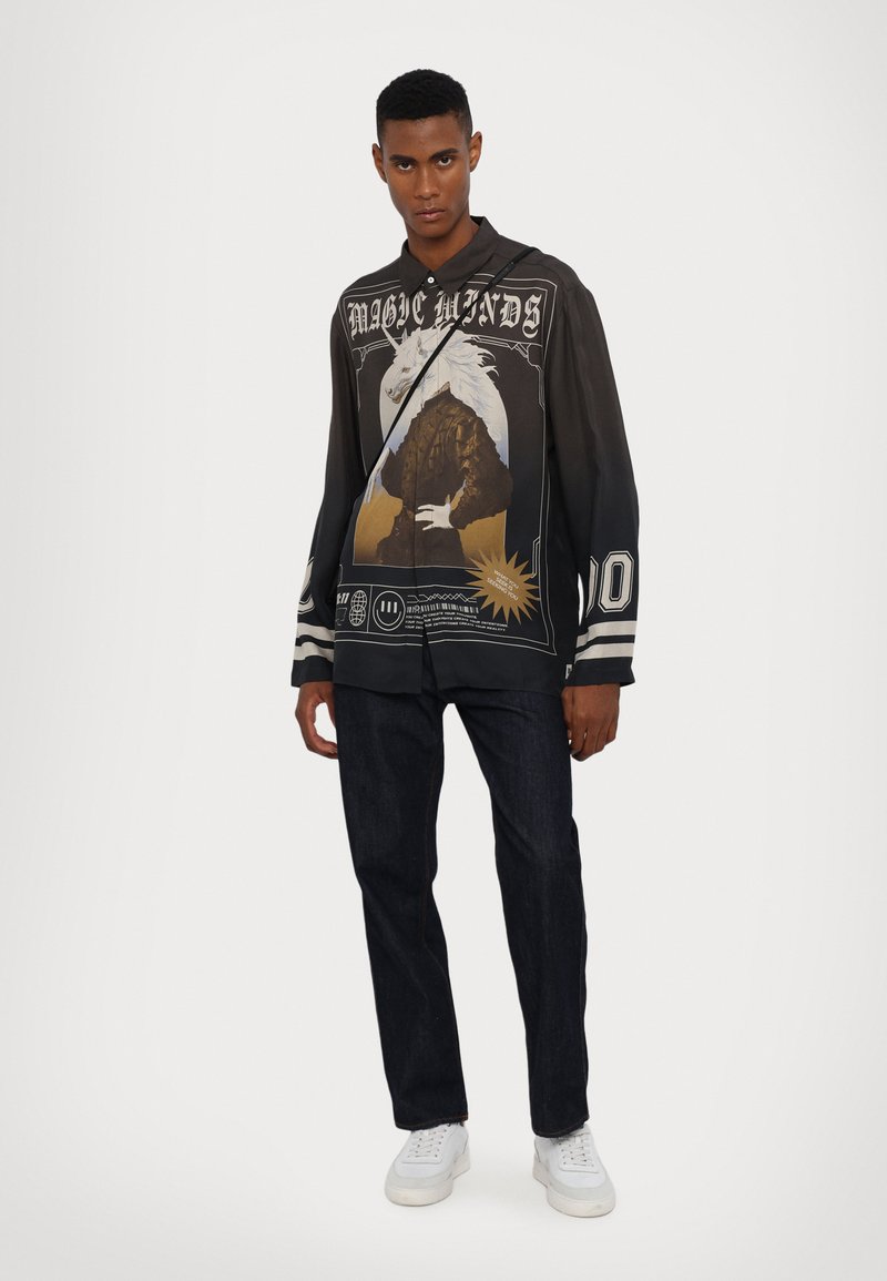 Dhruv Kapoor MAGIC MINDS PYJAMA SHIRT UNISEX - Blusa - multi-coloured