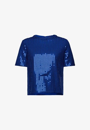 Top blu a maniche corte con paillettes lucide a motivo a griglia che creano una superficie strutturata riflettente e una scollatura rotonda.