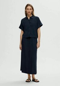Selected Femme SLFVIVA  NOOS - Camicia - dark sapphire