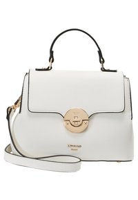 Valkoinen teksturoitu nahkalaukku, jossa on yläkahva, irrotettava olkahihna ja kultaiset varusteet. Mustat yksityiskohdat reunojen ympärillä.