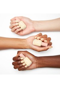 Essie LOVE BY ESSIE - Nagellack - on the brighter side