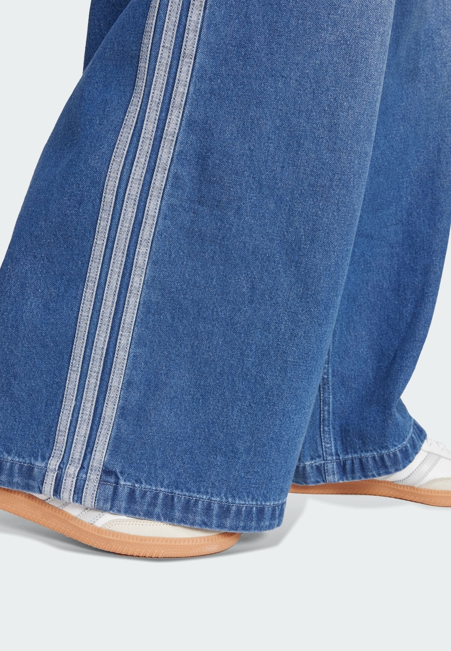 adidas Originals WIDE - Platėjantys džinsai - indigo denim