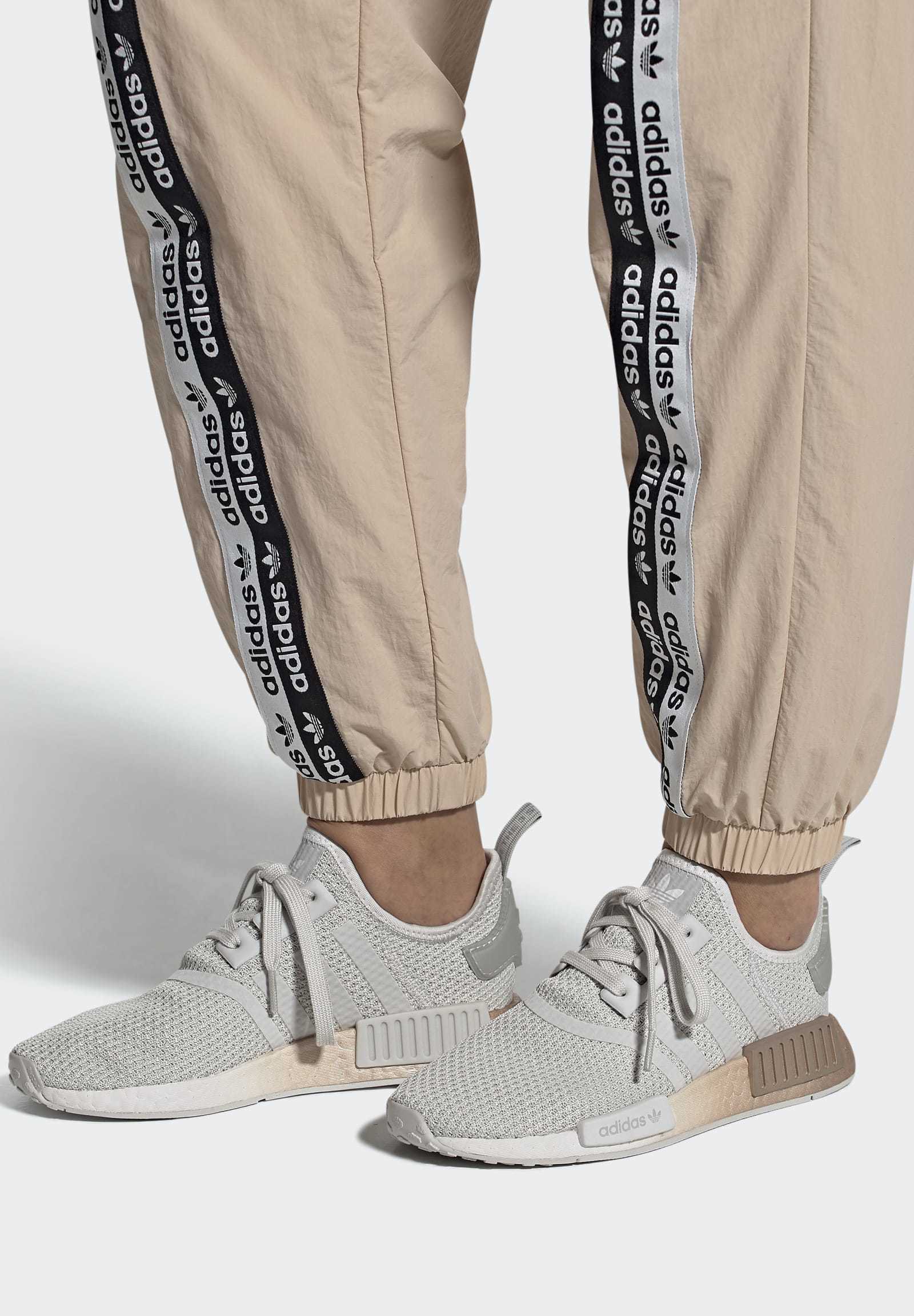 nmd_r1 shoes adidas