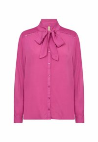 Fuksia pluus pikkade varrukatega, paelaga kaeluses ja nööpidega esises. Omab tekstuuriga õlavarre aksente ja sileda kangast.