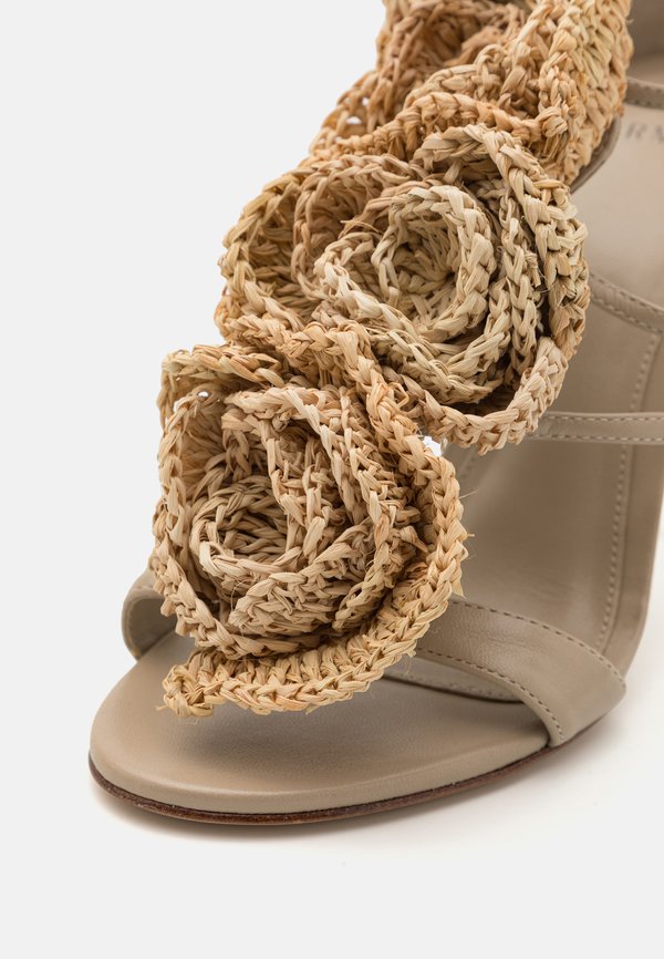 SADIE FLOWER - Sandals3