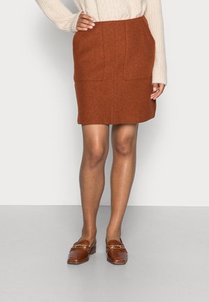 A SHAPE ATTACHED POCKETS SHORT LENGTH - Áčková sukně - rustic orange