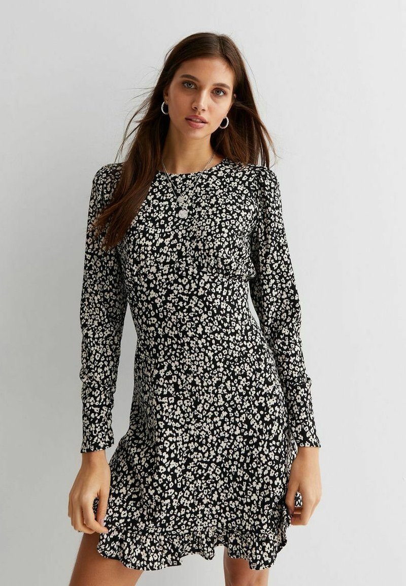 New Look FLORAL FRILL DETAIL LONG SLEEVE Vardagsklänning black