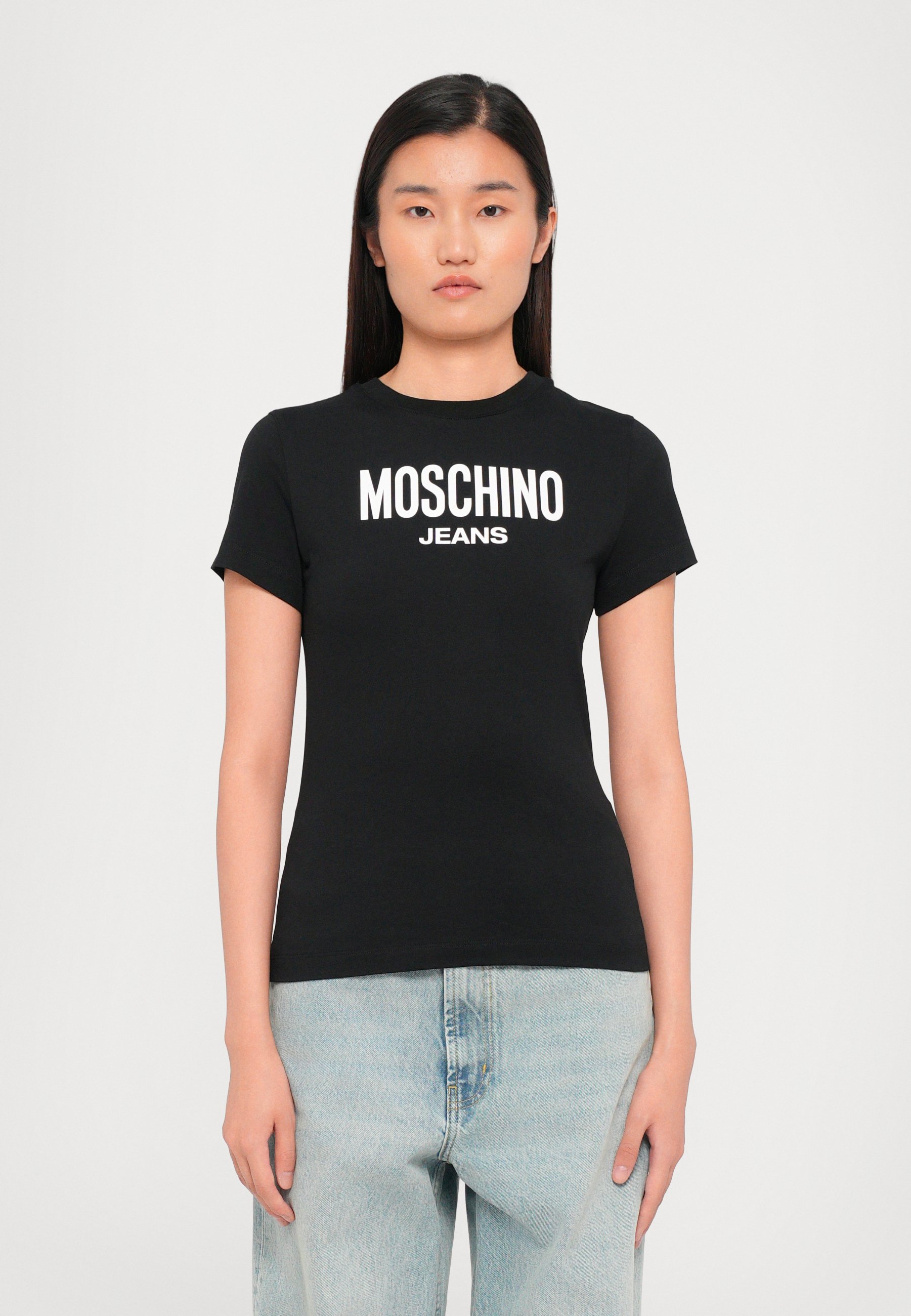 Tシャツ・カットソー MOSCHINO JEANS Woman T-Shirt Black 12043759 0555 Moschino EN | Moschino Jeans: Women's designer t-shirts