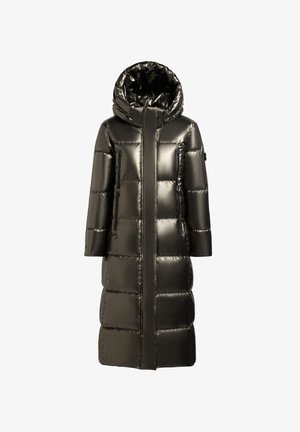 Palton lung căptușit din material gri închis lucios, având un guler înalt, o glugă mare și două buzunare frontale cu fermoar. Siluetă boxy cu detalii cusute.