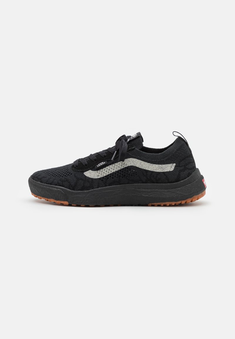 Vans UA ULTRARANGE VR3 - Joggesko - black/pirate black