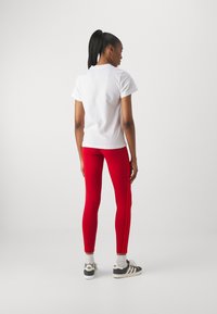adidas Performance FC BAYERN M�NCHEN WMN TIGHT - Klubbklær - team power red