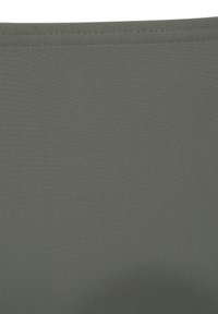 Tessuto grigio con una texture liscia e un aspetto uniforme, con una leggera lucentezza. Nessun motivo o dettaglio hardware visibile presente.