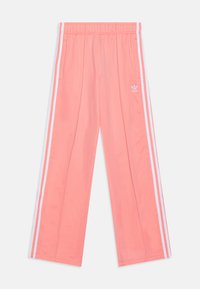 Ej vald, semi pink spark