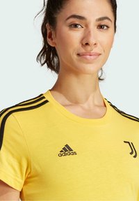 adidas Performance JUVENTUS - Squadra - bold gold