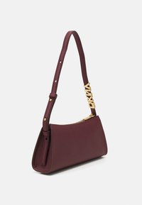 DKNY AVRIL SHOULDER - Rankinė - garnet