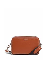 Borsa a tracolla in pelle color cuoio con finitura liscia, hardware in argento e cuciture bianche. Caratterizzata da una tracolla rimovibile e due scomparti con zip.