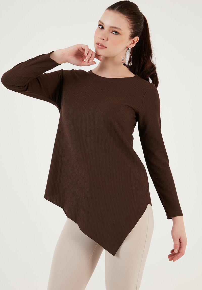 LELA REGULAR FIT - Camicetta - brown