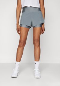 Nike Performance - SWIFT SHORT - kurze Sporthose - smoke grey/reflective silver Thumbnail-Bild 1