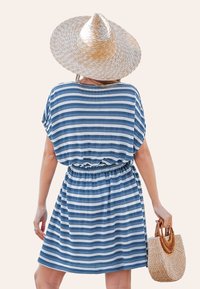 Cupshe BREEZY STRIPED WRAP - Robe de jour - blue