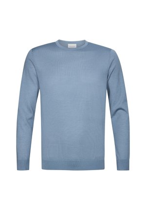 Helleblauer Baumwollpullover mit langen Ärmeln, rundem Ausschnitt, gerippten Bündchen und glatter Textur. Minimalistisches Design ohne Muster.