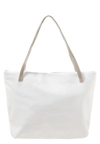 Biała torba typu tote z gładkiego materiału syntetycznego, z jasnobeżowymi ramiączkami i prostokątnym kształtem.