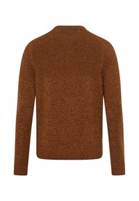 Bruine gebreide trui met een ronde halslijn en lange mouwen. Kenmerkt zich door de gestructureerde stof met een subtiel patroon en ribbelaccenten bij de hals en zoom.
