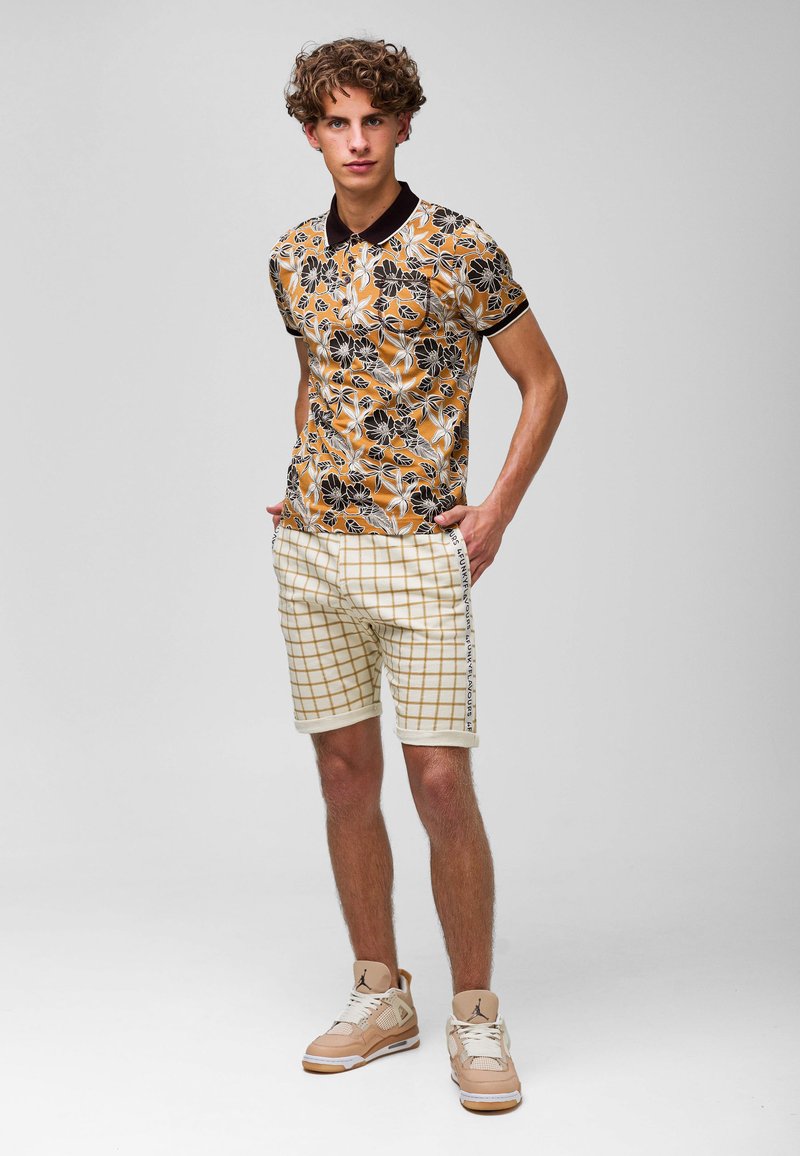4funkyflavours TOUCH OF CLASS -WITH CHECKERED PATTERN - Shorts ...