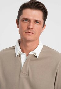 Ombre Poloshirt - dark beige