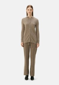 GOBI Cashmere Kofta - taupe