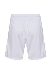 Pantalones cortos deportivos blancos hechos de una tela suave y ligera. Con cintura elástica y un corte holgado, sin logotipos ni patrones visibles.